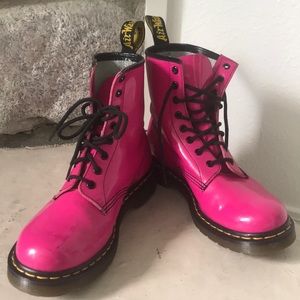 dr martens fushia